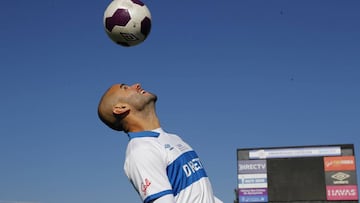 Sebasti&aacute;n S&aacute;ez vistiendo la camiseta de la UC.