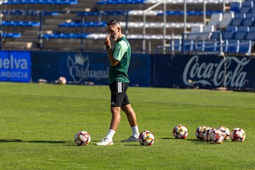 Abel Gómez es eñ lrey de los ascensos. Seis como jugador y uno de entrenador.