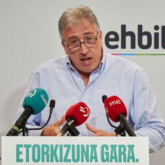 Bildu propone un Gobierno de coalición al PSOE en Pamplona