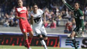 Ismael Sosa marcó un doblete ante el Toluca.