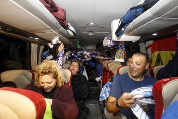 Ni la lluvia ni el frío espantaron las ilusiones de los más de 2000 seguidores del Fuenlabrada que se trasladaron en autobús hasta el Estadio Santiago Bernabéu