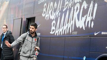 El mejor medio para Suárez no jugó en el Barça: es Gerrard