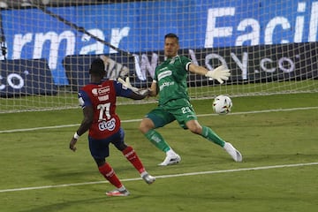 Independiente Medellín derrotó 3-1 a Once Caldas en el inicio de la fecha 10 de la Liga BetPlay. Julio Comesaña debutó como entrenador del cuadro antioqueño.