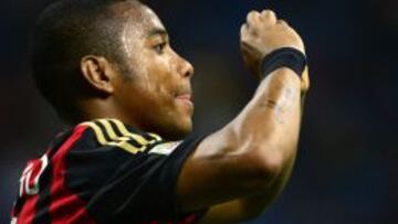 Roban en la casa de Robinho