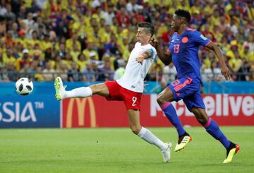 Lewandowski y Yerry Mina.