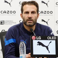 Baraja: “Tenemos que hacer de Mestalla un fortín”