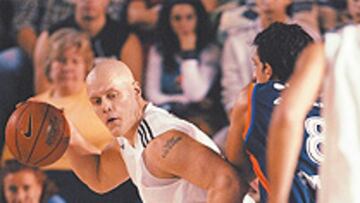 FÁCTOR. Kambala en el poste bajo, un problema para el Fuenlabrada.