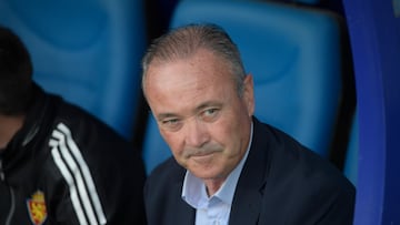 Juan Ignacio Martínez durante un Oviedo-Zaragoza.