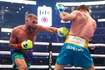 Así se vivio en fotos el combate entre Canelo Álvarez y Saunders