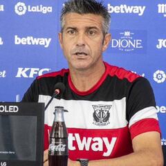 Martí: "Habrá salidas, hay que ser paciente para elegir bien"