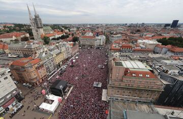 Soccer Football - World Cup - The Croatia team return from the World Cup in Russia - Zagreb, Croatia - July 16, 2018   General view as Croatia fans await the arrival of the team at the main square in Zagreb   REUTERS/Marko Djurica