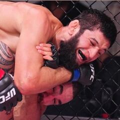 El destrozo de Chimaev a Whittaker: “Le van a tener que sujetar la boca con alambres”