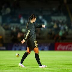 México deja ir la victoria frente a la garra charrúa