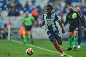 El atacante colombiano llegó a México en 2013 gracias al Pachuca, desde entonces ha militado en equipos como Chiapas, Xolos y Rayados.