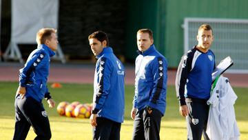 Javier Baraja: ¡°Espero que mi hermano est¨¦ muchos a?os en el Valencia; el club necesita banderas como ¨¦l¡±