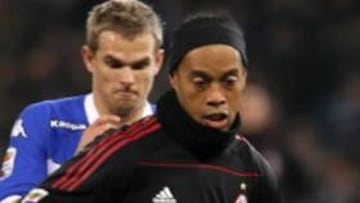 Allegri avisa a Ronaldinho: "Aquí juega quien quiere"
