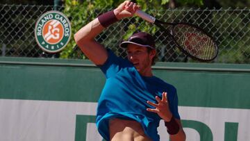 Nicolás Jarry clasifica a Roland Garros y corta sequía chilena