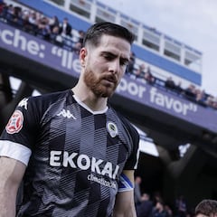 Carlos Abad, operado de urgencia de apendicitis