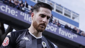 Carlos Abad, operado de urgencia de apendicitis