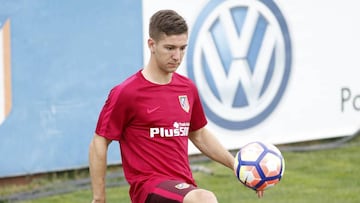 Vietto, en un entrenamiento con el Atlético.