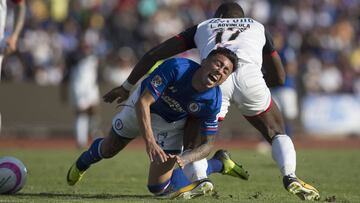 Mart&iacute;n Rodr&iacute;guez sufri&oacute; una nueva lesi&oacute;n en Cruz Azul. 