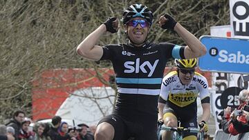 Mikel Landa celebra su victoria en la segunda etapa de la Vuelta al Pa&iacute;s Vasco 2016.