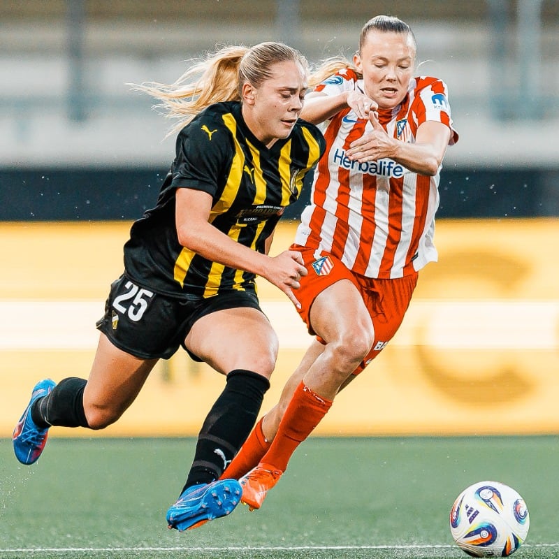 Schröder deja la Champions en el aire