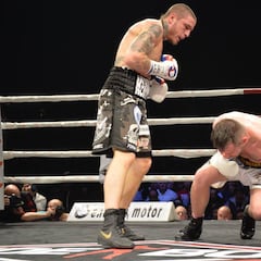 Kerman desenfundó de nuevo: KO a Gavin en cuatro asaltos