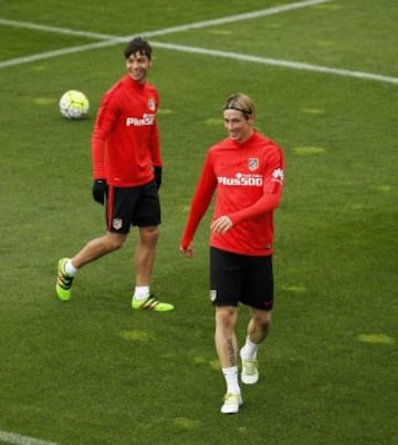 Oliver y Fernando Torres. 
