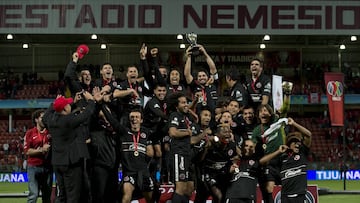 Tijuana celebrando su primer t&iacute;tulo en el Apertura 2012 ante Toluca