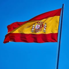 ¿Cuál es la bandera de España izada más grande, dónde está y cuánto mide?
