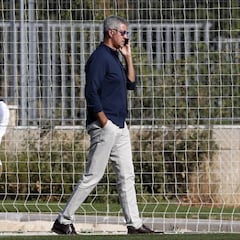 Gil Marín se reunió con la plantilla en el Metropolitano