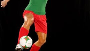 El 'jugador perfecto' tendría los ojos de Xavi y las piernas de Cristiano