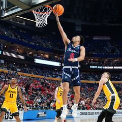 Richmond upsets Iowa for the first 5 vs. 12 upset of the tournament