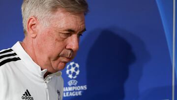 MADRID, 14/03/2023.- El entrenador italiano del Real Madrid Carlo Ancelotti durante la rueda de prensa posterior al entrenamiento que el equipo ha llevado a cabo este martes en la Ciudad Deportiva de Valdebebas, previa al partido de Liga de Campeones que mañana disputarán ante el Liverpool en el estadio Santiago Bernabéu de Madrid. EFE/ J.J.Guillen
