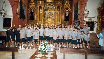 OFRENDA FLORAL A LA PATRONA DEL MALAGA