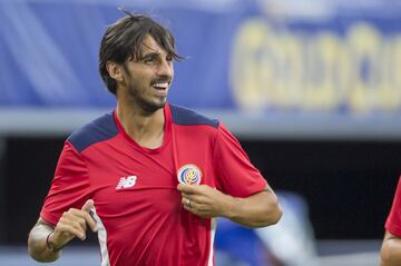 De acuerdo con el diario portugués 'Record', Cruz Azul y Tigres se peleaban el fichaje del seleccionado tico. Al final, el atacante se quedó con el Sporting de Lisboa. 