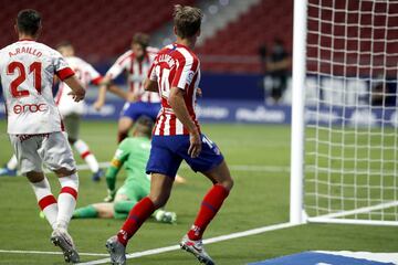 2-0. Álvaro Morata marcó el segundo tanto tras una asistencia de Marcos Llorente.