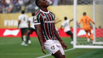 Soccer Football - FIFA Club World Cup - Semi Final - Fluminense v Chelsea - MetLife Stadium, East Rutherford, New Jersey, U.S. - July 8, 2025 Fluminense's Jhon Arias reacts after a missed chance REUTERS/Lee Smith
