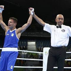 Comienzo decepcionante en el boxeo con Lindolfo Delgado