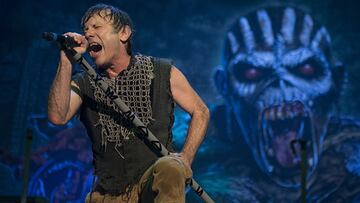 Bruce Dickinson, cantante de Iron Maiden.