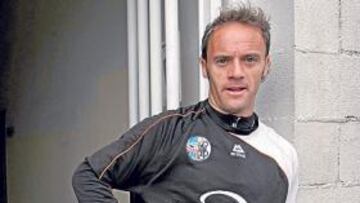 <b>INSTINTO. </b>Quique Martín es una de las bestias negras de Willy Caballero.