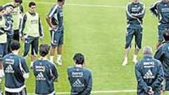 Capello ya tiene a toda su plantilla para el sprint final