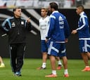 El Tata Martino llega a Europa para verse con los argentinos