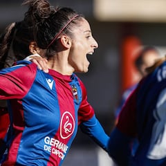 Esther González, ante un 'sprint' final por su primer pichichi