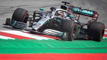 Hamilton ha sido el más rápido en una jornada accidentada.