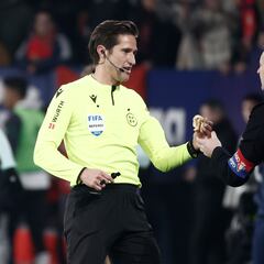 What did the Osasuna fans throw at Rodrygo during the LaLiga Santander game against Osasuna?