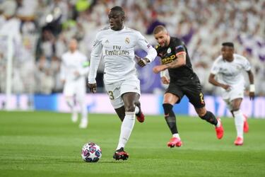 Real Madrid: Courtois and Marcelo to miss Eibar and Manchester City games