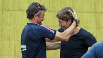 Heinze visitó al equipo en el entrenamiento.