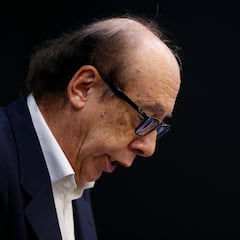 La primera noche del nuevo presidente albo: escoltado y con un aliado